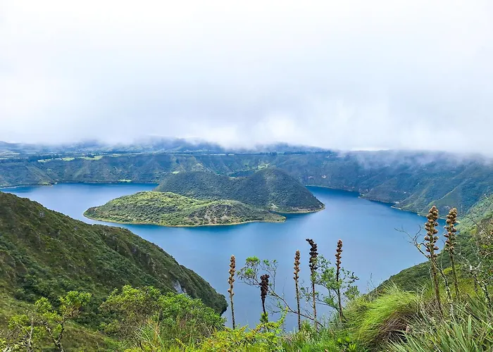 Laguna De Cuicocha Guest House